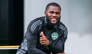 إيطاليان يطلبان كيسيه الأهلي