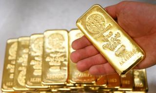 الذهب يواصل مسيرة الصعود بعد بيانات أمريكية ضعيفة