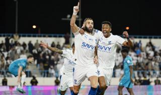 انطلاقة الهلال تمنح بنزيما رقمين شخصيين