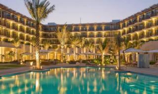 رسمياً: IHG تطلق 15 وظيفة ذهبية في عُمان 2026 رواتب استثنائية ومزايا تفوق التوقعات!