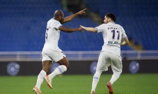 ثلاثية النجمة تعيد أفراح الأخدود