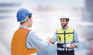 مستخدمو «عونك» يشيدون بدور المنصة في تعزيز كفاءة أعمالهم