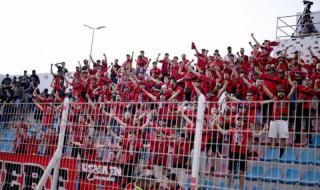 فوضى تضرب نصف نهائي الكونفيدرالية