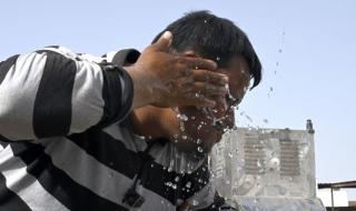 حظر العمل ظهراً... تفتيش يومي ومساءلة للمخالفين