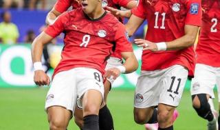 محمد بن راشد مهنئاً مصر بالتأهل لدور الـ 16 في كأس العالم: "فرحة العرب اليوم مصرية"