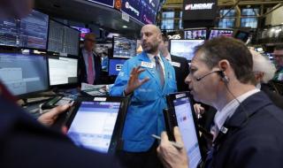 تأرجح «وول ستريت».. وأسهم أوروبا تستهل الأسبوع بأداء قوي