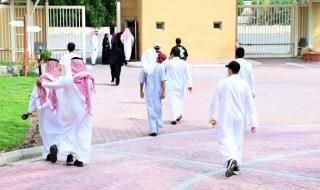 السفارة السعودية تسيّر حافلات لإعادة مواطنيها إلى الرياض
