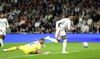 قبل «الكلاسيكو».. الريال يطمئن أنصاره برباعية إشبيلية