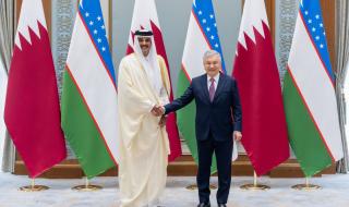 سمو الأمير يلتقي رئيس أوزبكستان