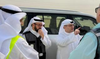 وزير الإسكان يتفقد مشروع جنوب صباح الأحمد ويؤكد على تسريع وتيرة الإنجاز