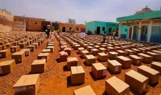 قطر الخيرية تكمل توزيع أكثر من 8700 سلة غذائية على الأسر المتضررة في السودان