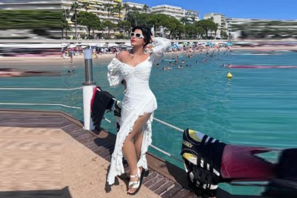 شمس الكويتية دخلت منافسة مع صافيناز برقصة جرئية