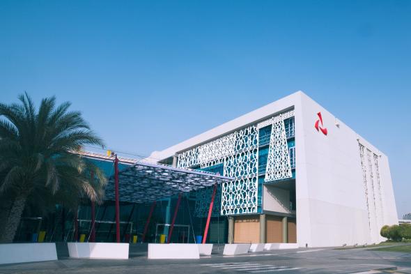 بنك مسقط يساهم في تعزيز التنمية الاقتصادية والاجتماعية تحقيقاً لرؤية عمان 2040