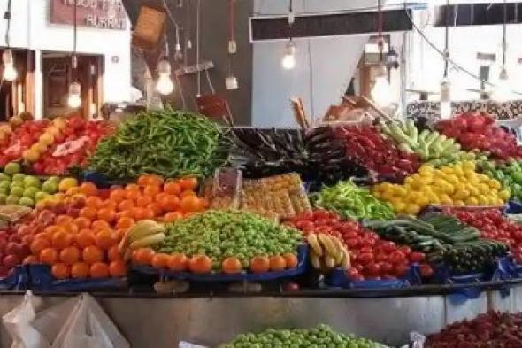 السعودية: قرارات جديدة حول الجنسيات التي يسمح لها بالعمل في محلات الخضار