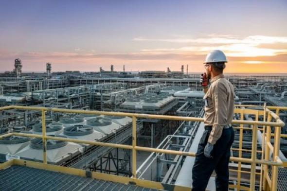 سلم رواتب ارامكو الجديد والفرق بين أعلى وأقل راتب للعاملين في ارامكو في 2025