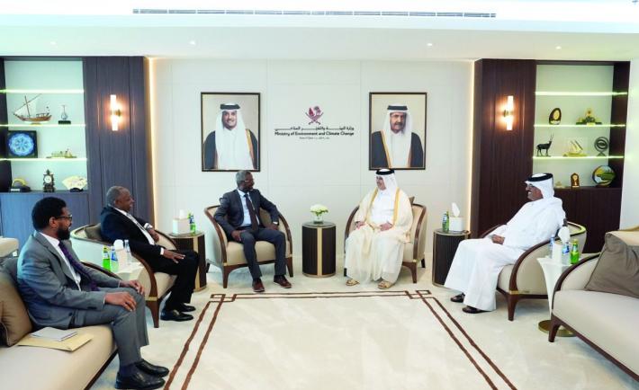 مباحثات تعاون بيئي مع السودان